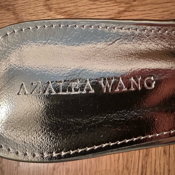 AZALEA WANG EMBERLINA GOLD
EMBELLISHED SANDAL - Picture 9 of 11